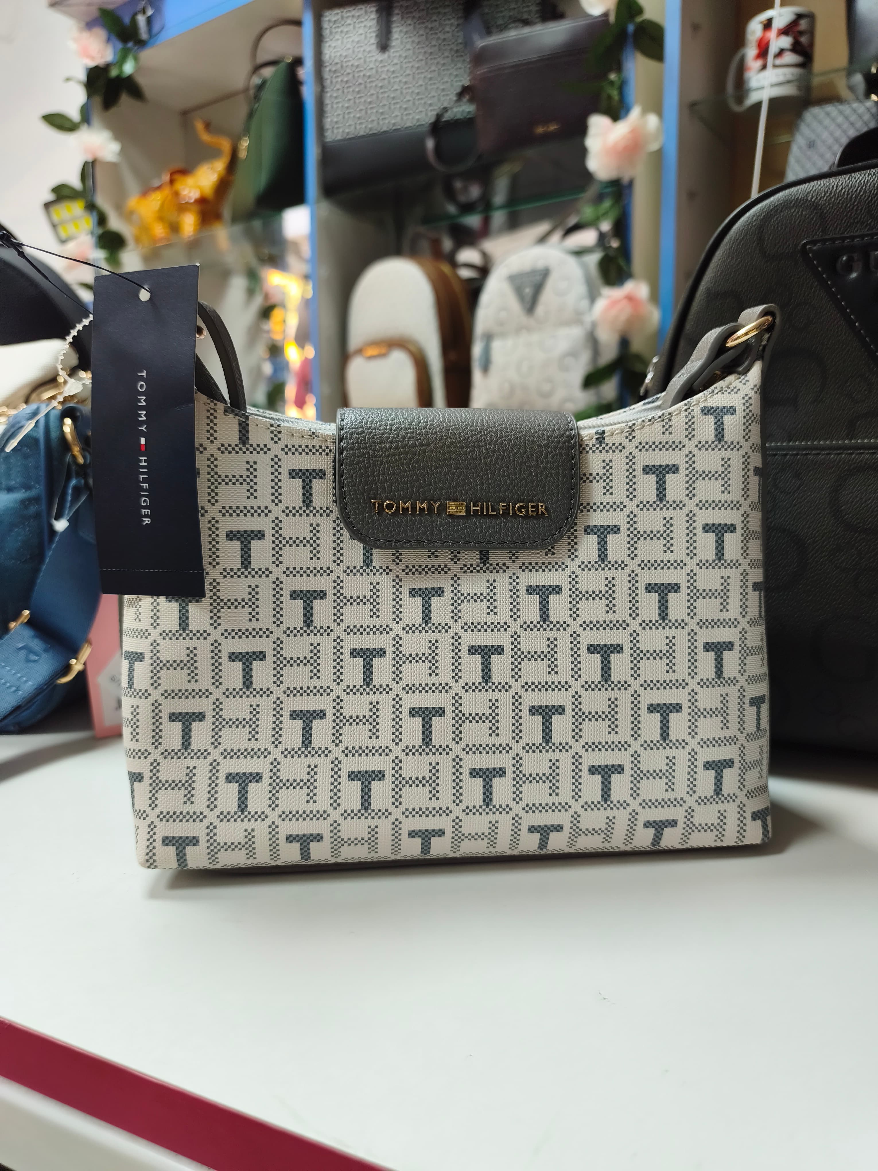 Morral TH - Monograma Plomo